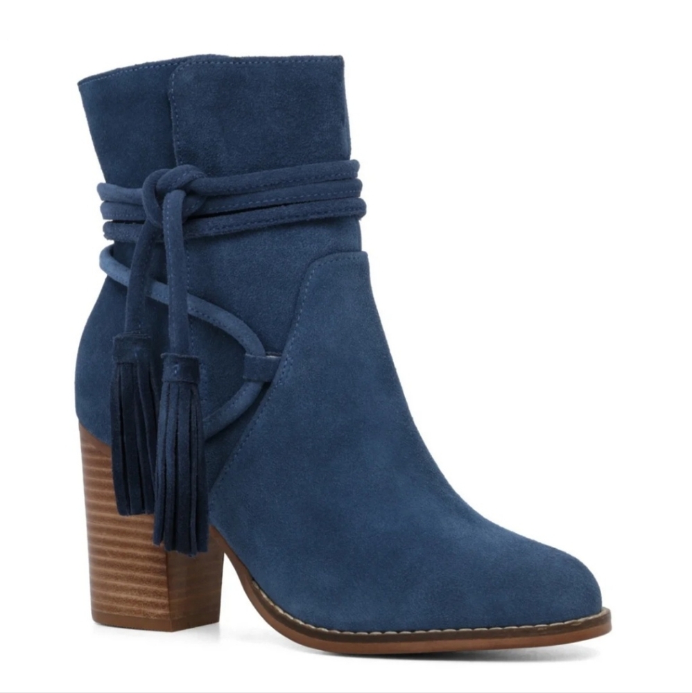 ALDO suade booties - Picture 2 of 7